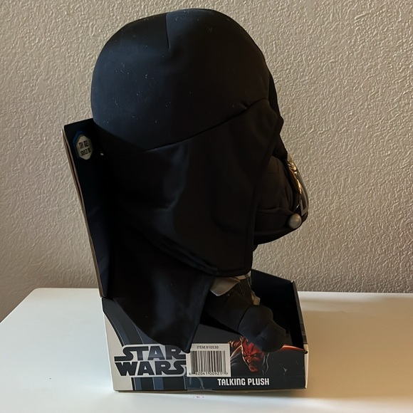 Star Wars Darth Vader Talking Plush - Picture 5 of 6